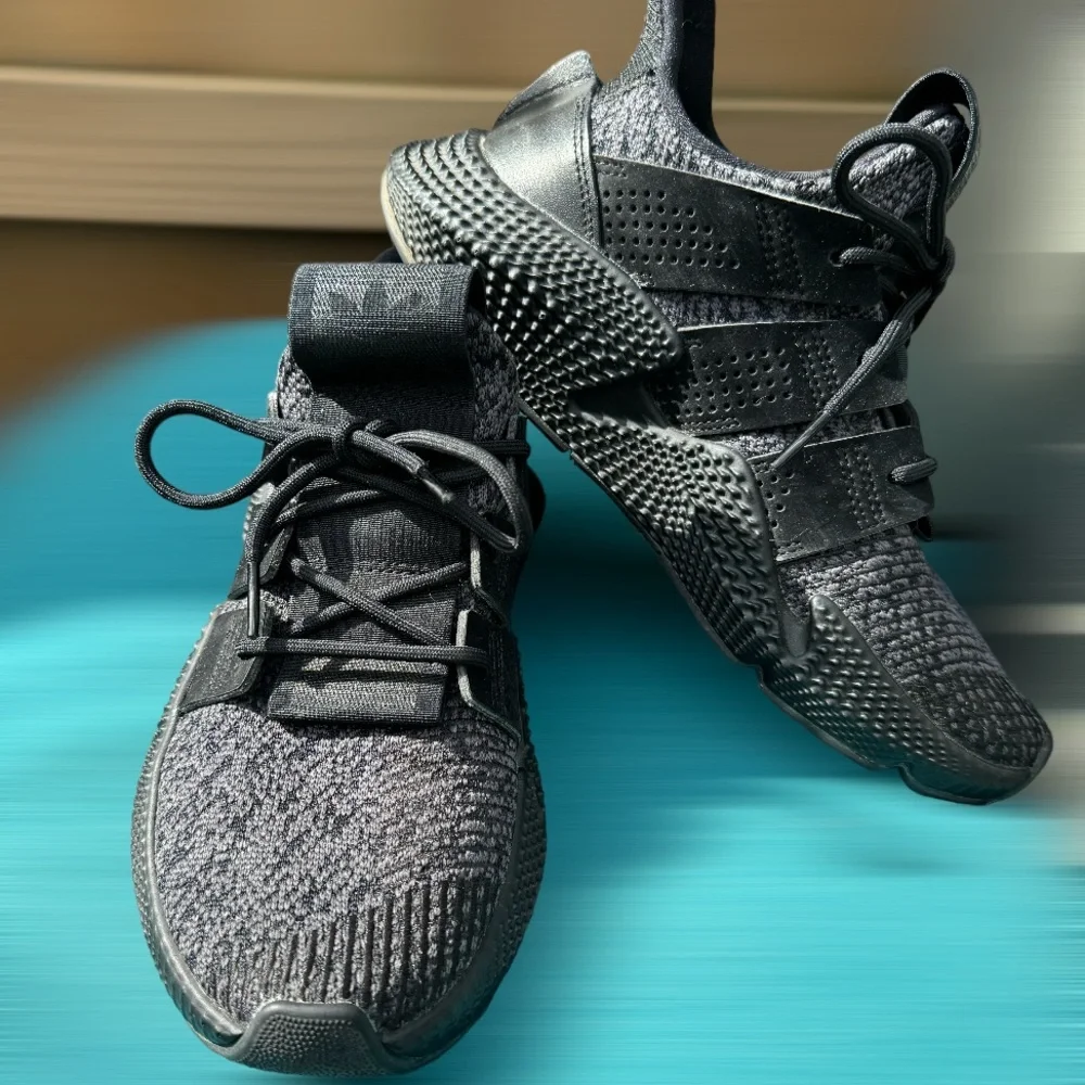 adidas - Picture 2 of 8
